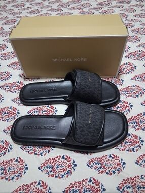 Michael Kors Suki Logo Slide Sandals